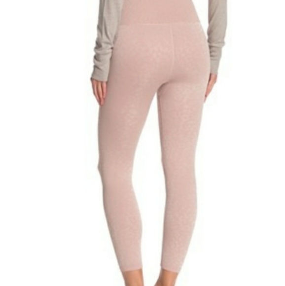 Free People Movement High-Rise Good Karma L - Picture 2 of 6